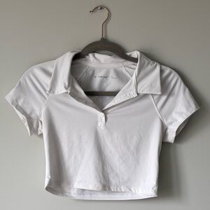 Aritzia TnAction Contest T-shirt Polo Cropped